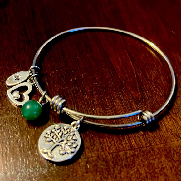 Alex and Ani Tree Of Life Charm Bangle with Extras - Picture 1 of 1